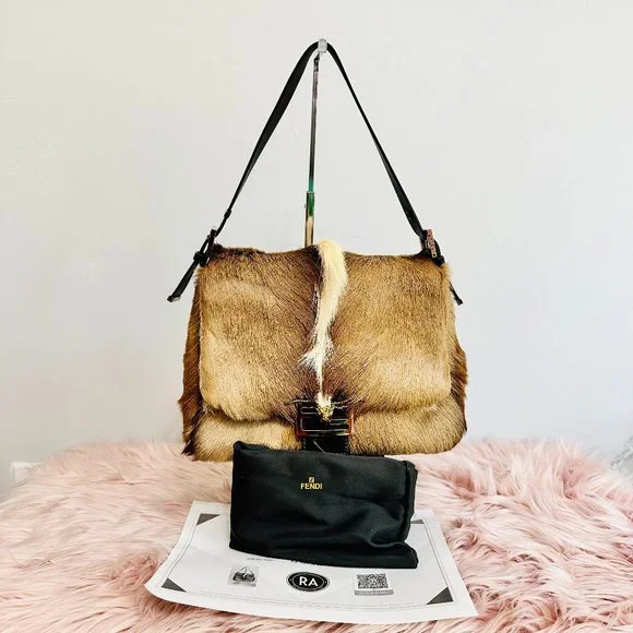 FENDI FF HAIR COMB W/ DUST BAG NWOT AUTHENTIC Fendi | Accessories | Fendi Ff Hair Comb W Dust Bag Nwot  main image 4